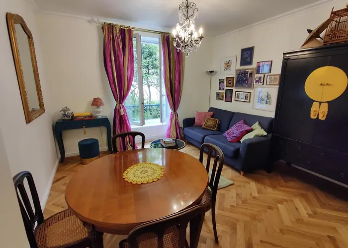 Appartamento Cozy With A Garden View In The 17th Quartier Parigi